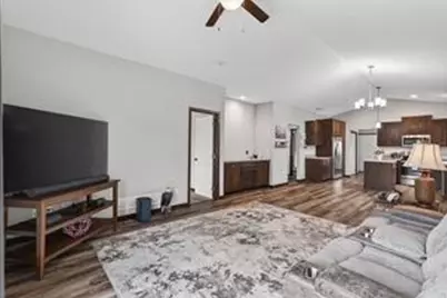 211 8th Avenue NE, Isanti, MN 55040 - Photo 15