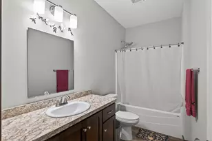 211 8th Ave NE, Isanti, MN 55040 - Photo 23