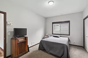 211 8th Ave NE, Isanti, MN 55040 - Photo 21