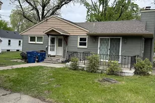 443 6th St NE, Saint Cloud, MN 56304 - Photo 1