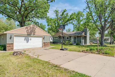 443 6th Street NE, Saint Cloud, MN 56304 - Photo 1