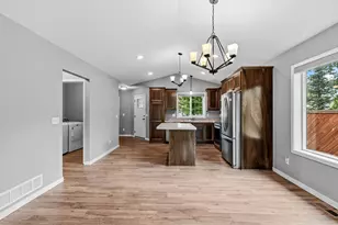 1591 Elm St S, Cambridge, MN 55008 - Photo 9