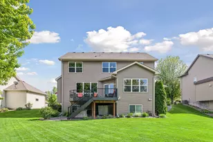 1046 Gusty Dr, Waconia, MN 55387 - Photo 47