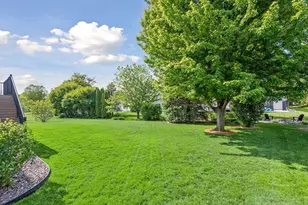 1046 Gusty Dr, Waconia, MN 55387 - Photo 45