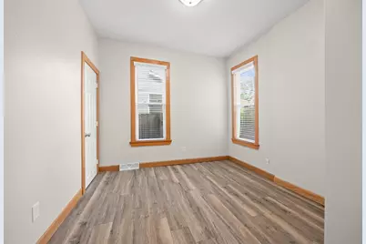 2927 Girard Avenue N, Minneapolis, MN 55411 - Photo 11