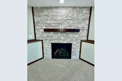 201 25th Street SW, Austin, MN 55912 - Photo 27