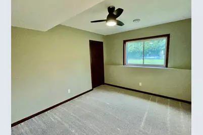 201 25th Street SW, Austin, MN 55912 - Photo 27