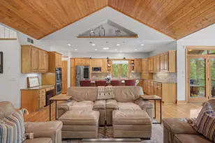 11445 Landing Rd, Eden Prairie, MN 55347 - Photo 9