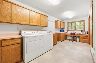 1360 Parkview Dr, Chaska, MN 55318 - Photo 17