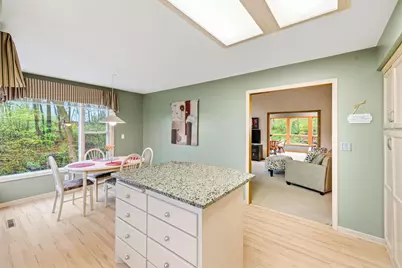 1360 Parkview Drive, Chaska, MN 55318 - Photo 7