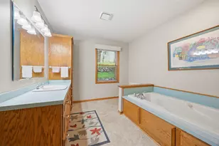 1360 Parkview Dr, Chaska, MN 55318 - Photo 13