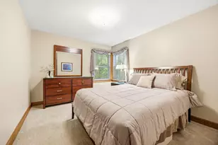 1360 Parkview Dr, Chaska, MN 55318 - Photo 15