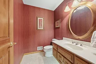 1360 Parkview Dr, Chaska, MN 55318 - Photo 11