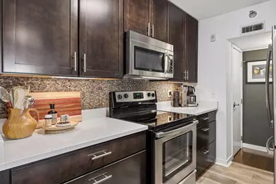 52 Groveland Terrace #A304, Minneapolis, MN 55403 - Photo 11