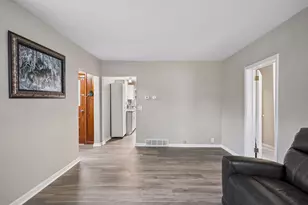 421 Buffalo Ave S, Montrose, MN 55363 - Photo 15
