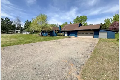 110 Velkommen Street NE, Staples, MN 56479 - Photo 25