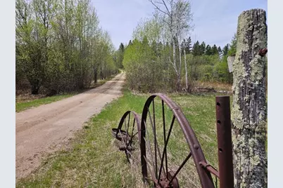 41721 County 2, Bagley, MN 56621 - Photo 5