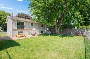 3640 8 1/2 Street NW, Rochester, MN 55901 - Photo 25