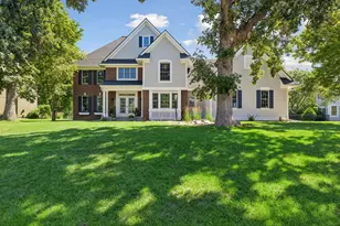 8940 Highview Ln, Woodbury, MN 55125 - Photo 1