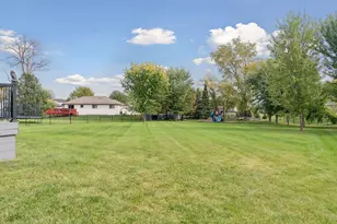6284 Marlowe Ave NE, Albertville, MN 55301 - Photo 47