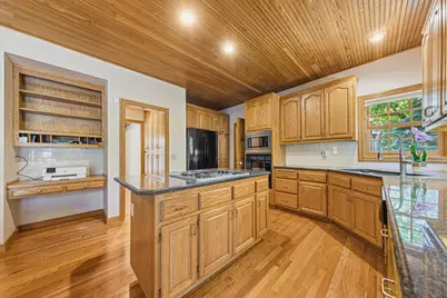13575 Harwell Path, Apple Valley, MN 55124 - Photo 15