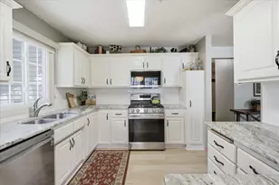 3969 Niagara Ln N, Plymouth, MN 55446 - Photo 9