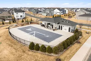 10811 40th St N, Lake Elmo, MN 55042 - Photo 25
