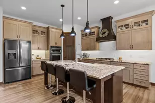 16685 Judicial Rd, Lakeville, MN 55044 - Photo 9