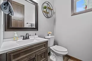 16685 Judicial Rd, Lakeville, MN 55044 - Photo 15