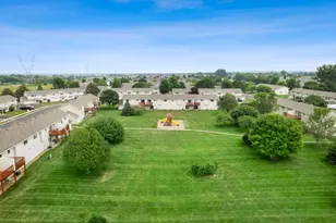 1998 Brittany Ct, Shakopee, MN 55379 - Photo 27