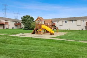 1998 Brittany Ct, Shakopee, MN 55379 - Photo 25