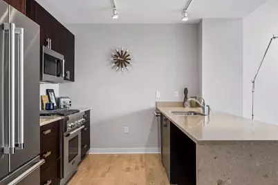 901 S 2nd Street #604, Minneapolis, MN 55415 - Photo 17