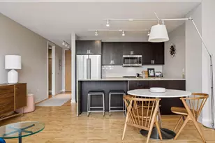 901 S 2nd St, Minneapolis, MN 55415 - Photo 11