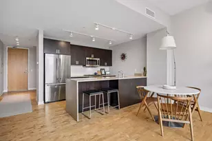 901 S 2nd St, Minneapolis, MN 55415 - Photo 13