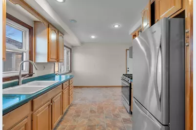 9109 Queen Avenue S, Bloomington, MN 55431 - Photo 9