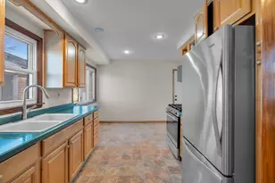 9109 Queen Ave S, Bloomington, MN 55431 - Photo 9