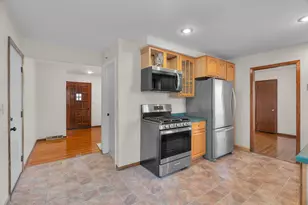 9109 Queen Ave S, Bloomington, MN 55431 - Photo 7