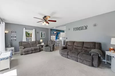 573 Stearns Avenue E, Eden Valley, MN 55329 - Photo 19