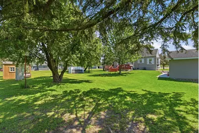 573 Stearns Avenue E, Eden Valley, MN 55329 - Photo 45