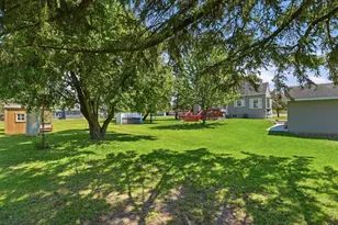 573 Stearns Ave E, Eden Valley, MN 55329 - Photo 45