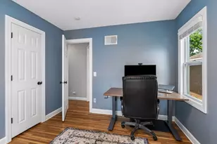 2804 Blackstone Ave, Saint Louis Park, MN 55416 - Photo 11