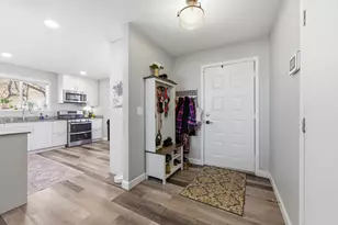 14441 Wellington Rd, Minnetonka, MN 55391 - Photo 5