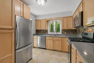 75 Pleasant Ln E, Excelsior, MN 55331 - Photo 3