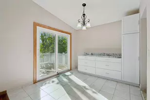75 Pleasant Ln E, Excelsior, MN 55331 - Photo 11