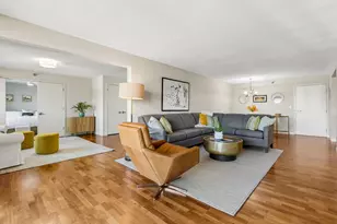 52 Groveland Terrace, Minneapolis, MN 55403 - Photo 3
