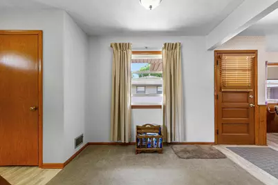 7049 Ewing Avenue N, Brooklyn Center, MN 55429 - Photo 9