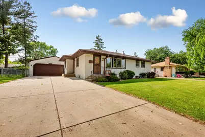 7049 Ewing Avenue N, Brooklyn Center, MN 55429 - Photo 3