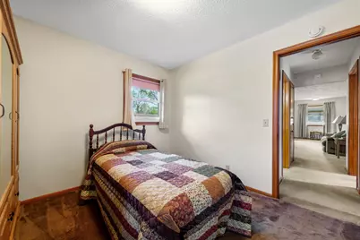 7049 Ewing Avenue N, Brooklyn Center, MN 55429 - Photo 25