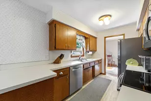 7049 Ewing Ave N, Brooklyn Center, MN 55429 - Photo 13