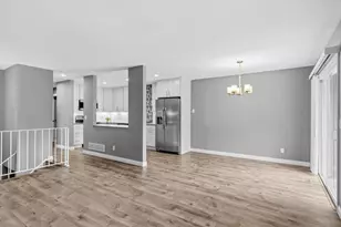 4143 Sylvia Ct, Shoreview, MN 55126 - Photo 9